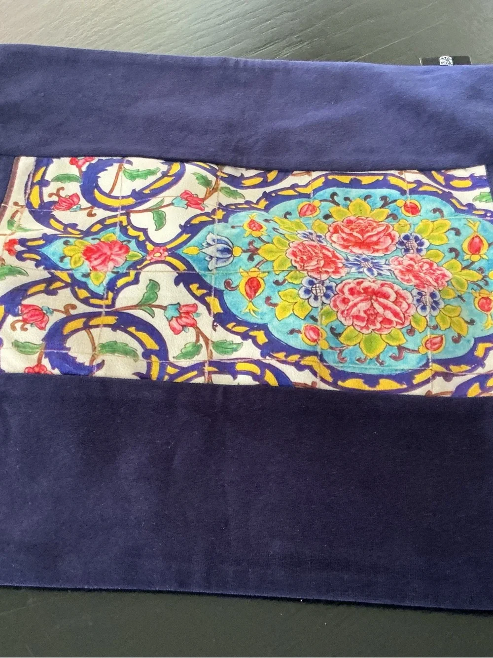 Pelakese Handmade Persian Velvet Pillowcase